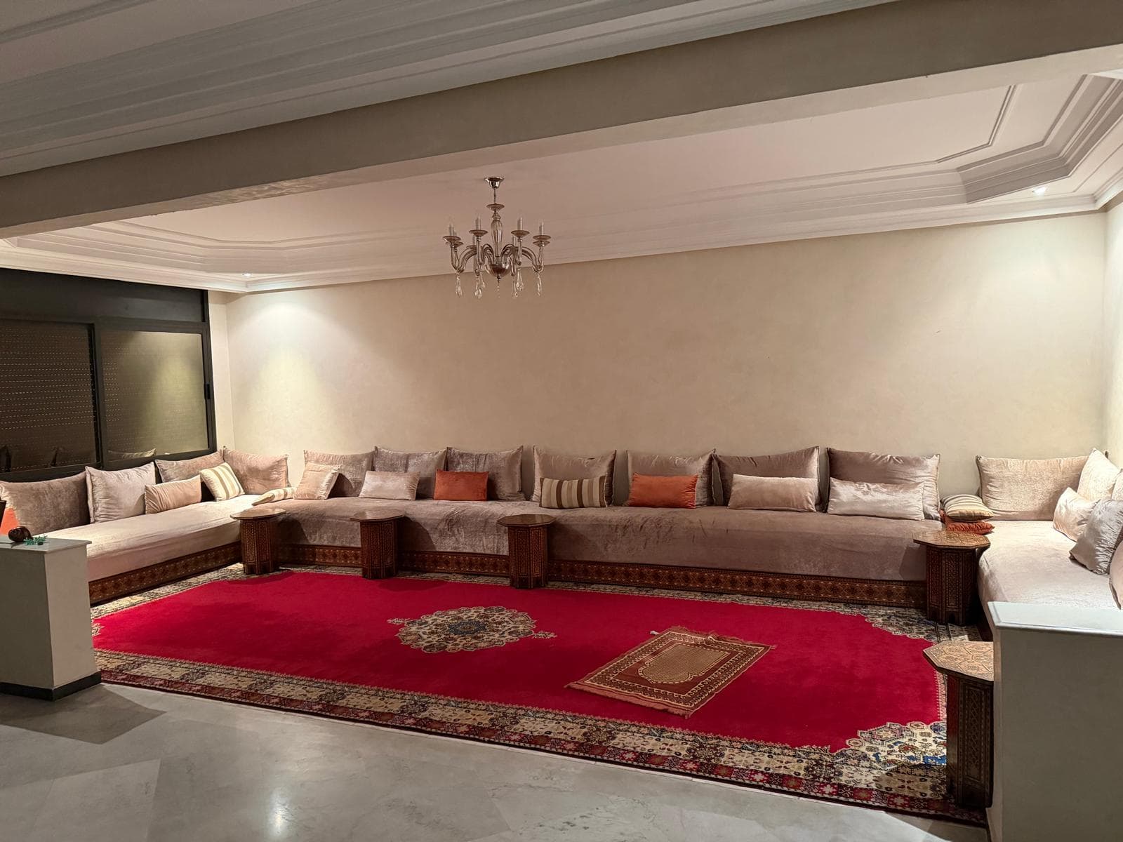 A louer magnifique meublé 178m² 3 chambres 2 Mars